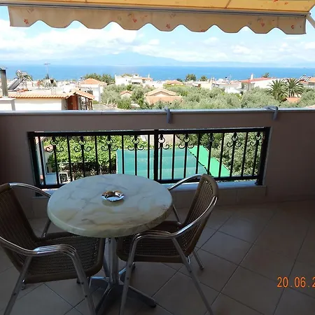 Ξενοδοχείο με διαμερίσματα Villa Mary 1 *