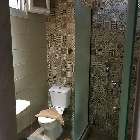 Ξενοδοχείο με διαμερίσματα Villa Mary 1 *
