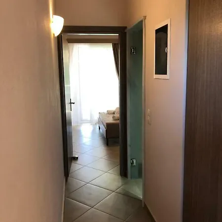 Ξενοδοχείο με διαμερίσματα Villa Mary 1 *