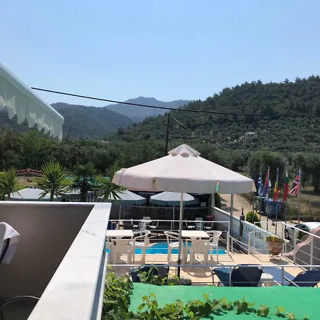 Ξενοδοχείο με διαμερίσματα Villa Mary 1 *